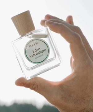 Parfum Eden Volcanique, Poécile