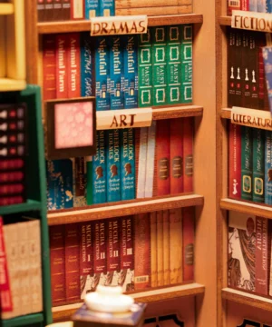 Bookstore Shakespeare, ROBOTIME
