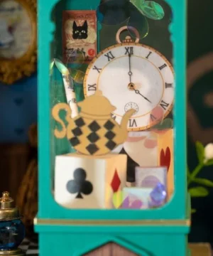 Alice's Tea Store, ROBOTIME