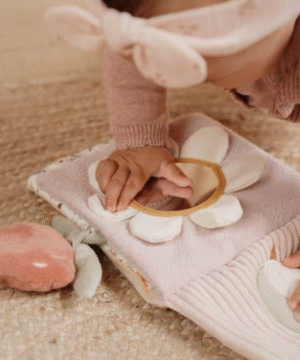 livre d'activités Fairy Garden, Little Dutch