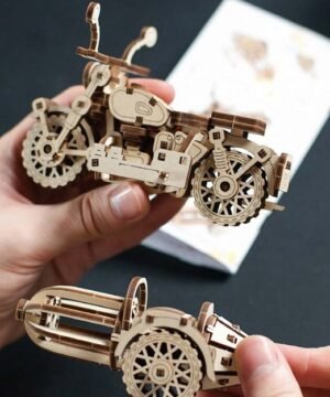 Maquette Moto volante de Hagrid, UGEARS