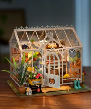 Dreamy Garden House, ROBOTIME