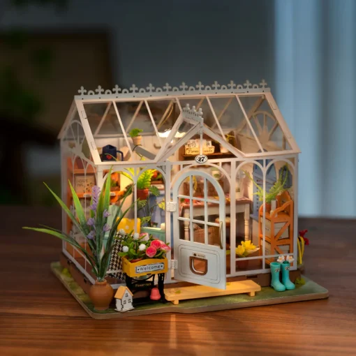 Dreamy Garden House, ROBOTIME