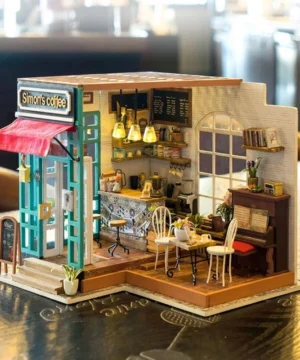 Dollhouse Simon's Coffee, ROBOTIME