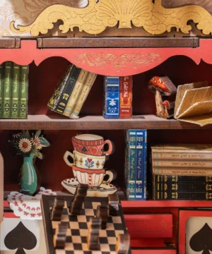 Book Nook Alice au pays des merveilles, ROBOTIME