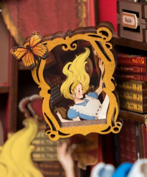 Book Nook Alice au pays des merveilles, ROBOTIME