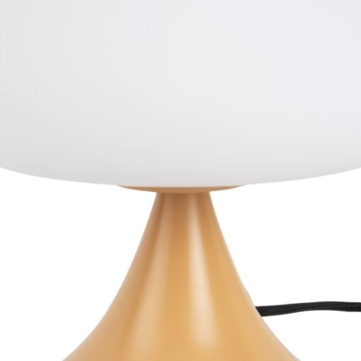 Lampe Hongo, Present Time