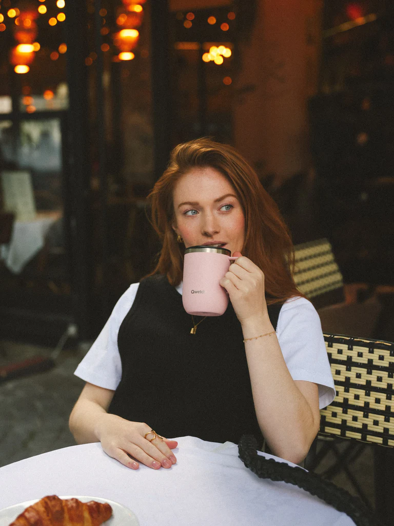 Mug Isotherme rose en Inox Recyclé – Qwetch – Image 2