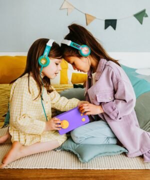 MA FABRIQUE A HISTOIRES VIOLETTE LUNII