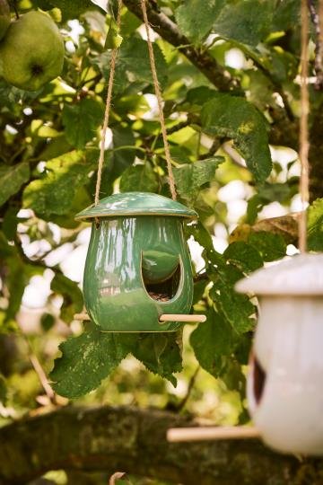 Mangeoire à suspendre “Latte” élégance naturelle pour vos oiseaux, IB Laursen