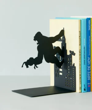 Alternative view of Serre-livres Kong, Balvi