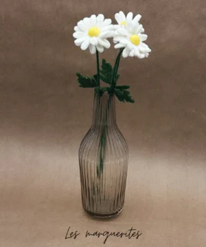 Branche de marguerite en feutrine – New Heidi