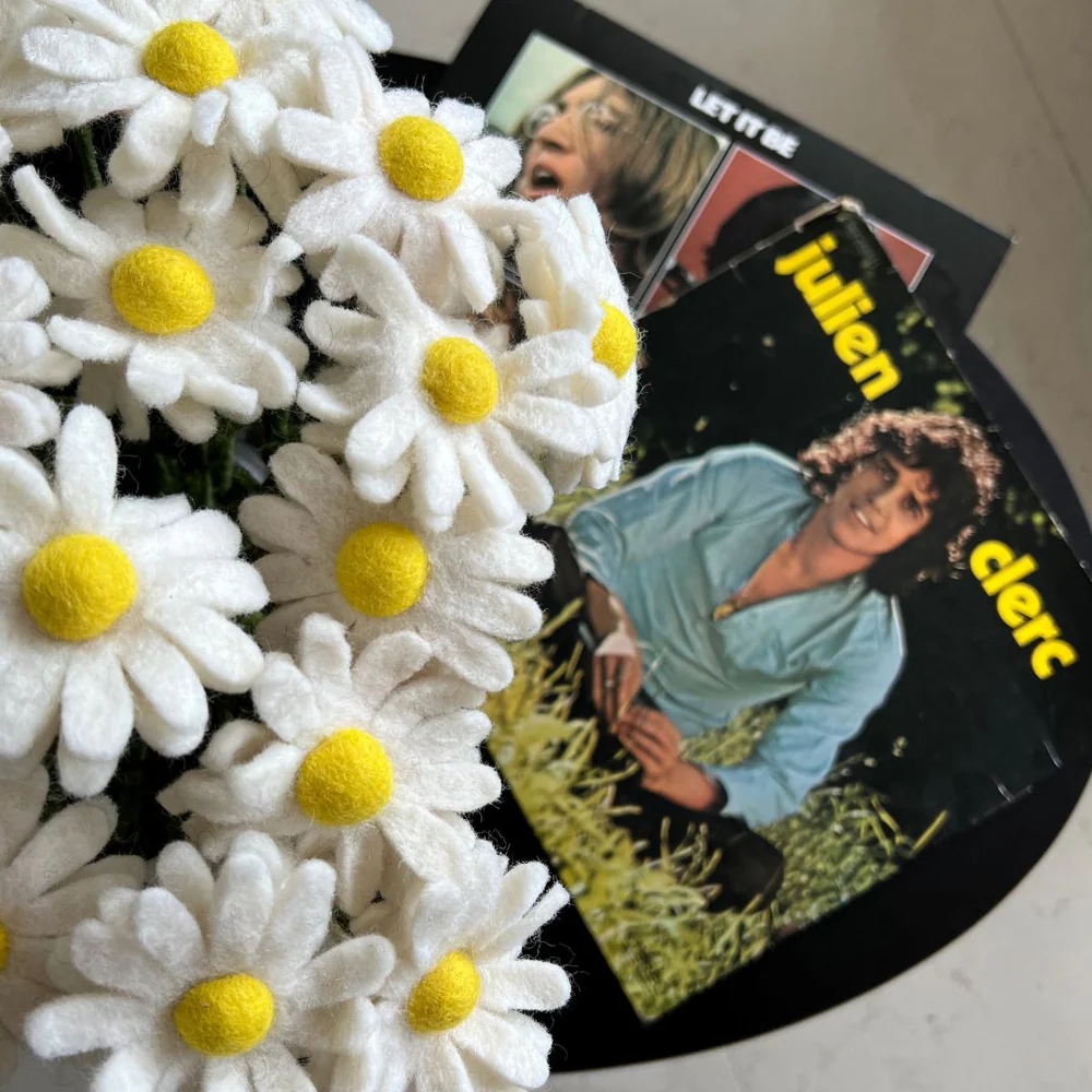 Branche de marguerite en feutrine – New Heidi – Image 5