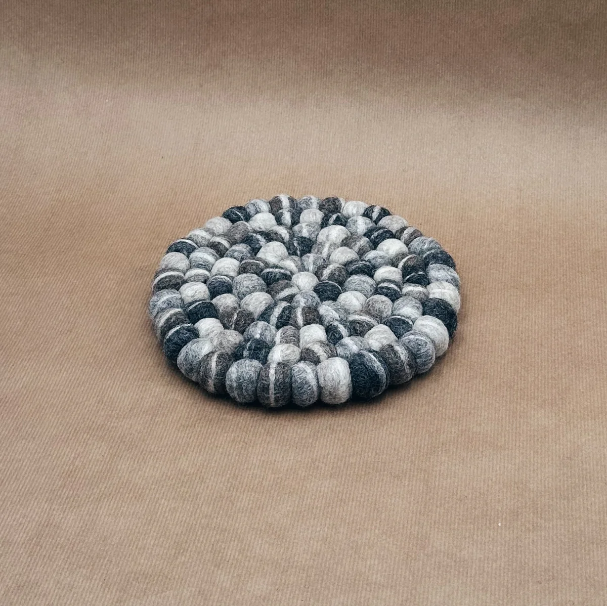 Dessous de plat en feutrine artisanale – New Heidi – Image 5