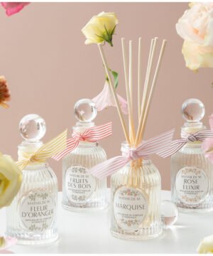 Alternative view of Diffuseur de Parfum – Rose Élixir Les Intemporelles en Fleurs, Mathilde M.