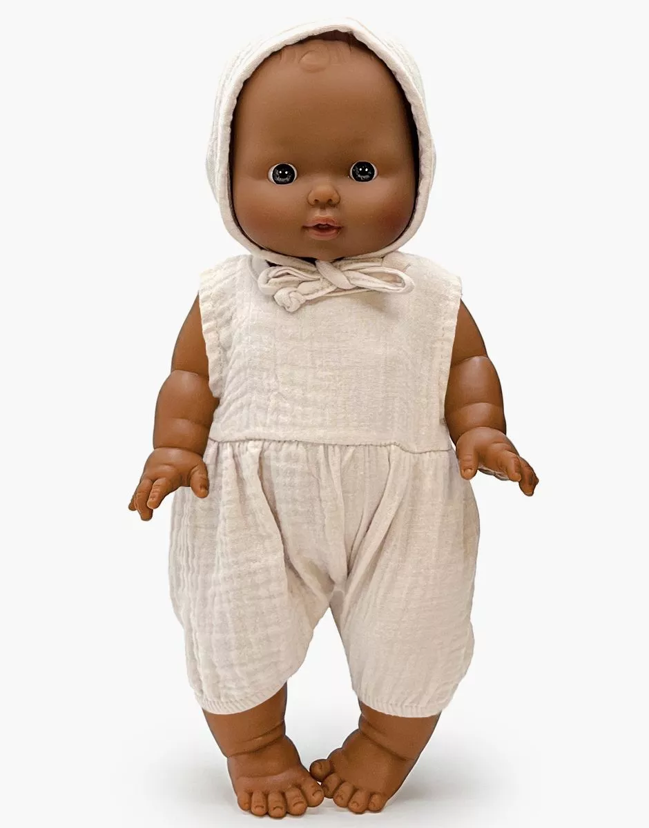 Léon poupon Gordis Vintage 34 cm et son ensemble Noa en gaze de coton mastic, Minikane