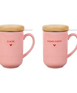 La tisanière Douce Amour 45 cl en céramique et hévéa est vendue à l’unité, avec texte aléatoire (Maman Chérie, À la vie, À l’amour, Chérie, Mamie Chérie…). Pratique et charmante, elle apporte une touche colorée et originale à vos pauses thé ou tisane.