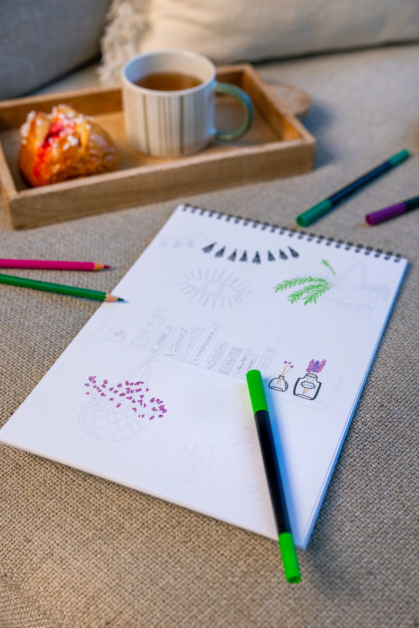 Carnet de coloriage & peinture Cosy, Maison Joliette – Image 2