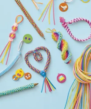 Alternative view of Scoubidous “Peace & Love” – 50 fils créatifs, Janod