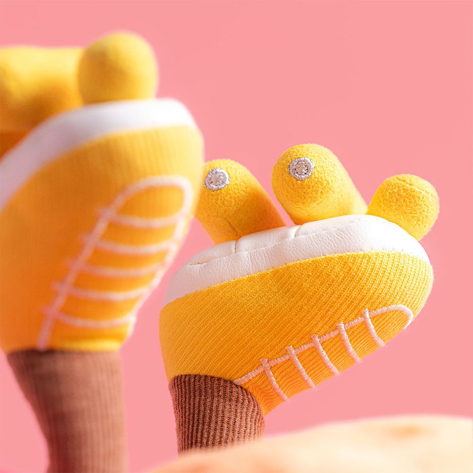Amuseables Sun 'Roller Skates',Jellycat – Image 3