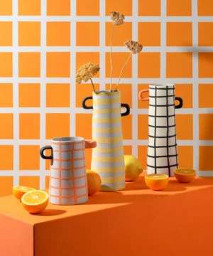 Alternative view of Vase Orange à Carreaux, Asa