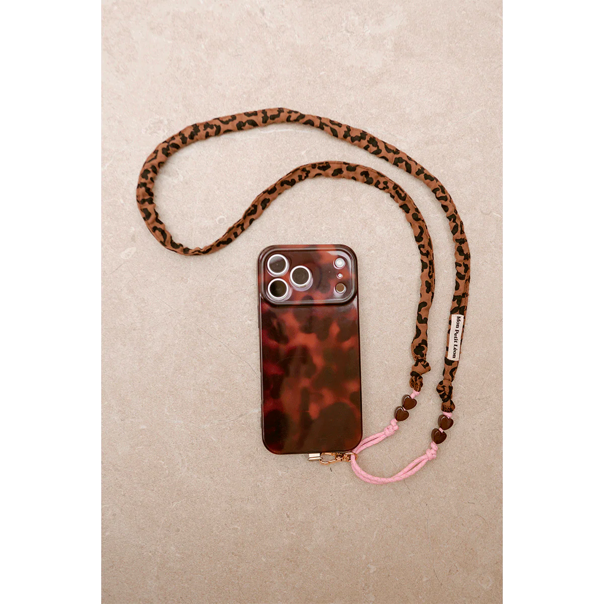 Sangle de Téléphone Billie Léopard Marron Foncé & Cordon Rose, Mon Petit Léon – Image 5