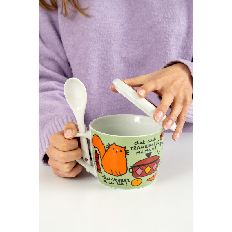 Bol à soupe en porcelaine « Bouillon de Ronrons » avec couvercle et cuillère intégrée, Derrière la porte – Image 2