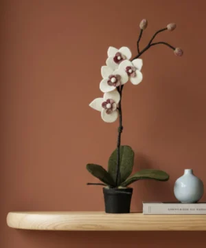 Alternative view of Orchidée Blanche en Pot en Feutrine, New Heidi