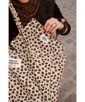 Alternative view of Pochette plate XXL Léopard Cœur beige, Mon Petit Léon