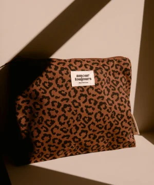 Alternative view of Pochette plate XXL Léopard Marron, Mon Petit Léon