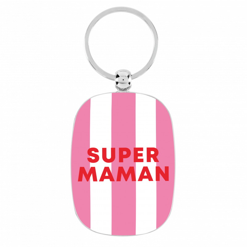 Porte-clés Super Maman, Derrière la porte