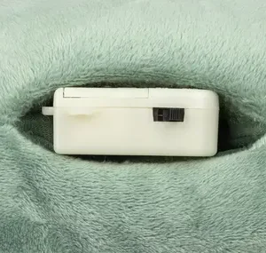 Alternative view of Radio en Tissu d'Éveil, Lilliputiens