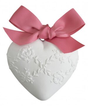 Décor parfumé Cœur brodé – Marquise, Mathilde M.