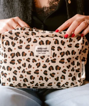 Trousse de Toilette léopard avec coeur, Mon Petit Léon